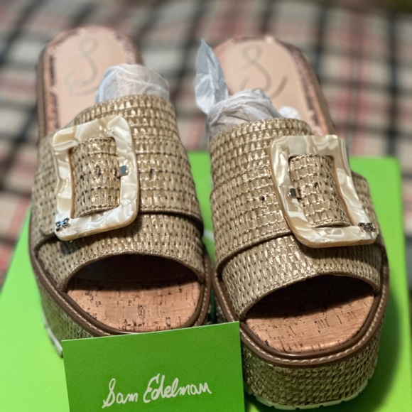 Sam Edelman Women's Livi Wedge Sandal - Picture 1 of 8